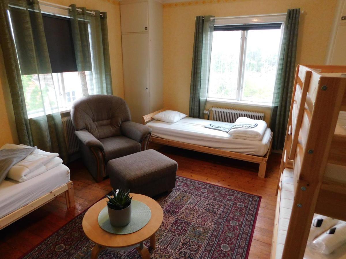Solgarden Vandrarhem Hostal B&B Blackstad Buitenkant foto