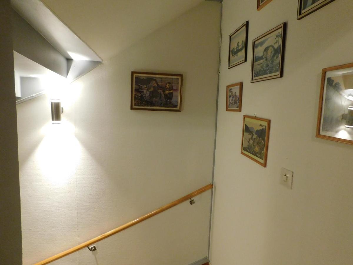Solgarden Vandrarhem Hostal B&B Blackstad Buitenkant foto